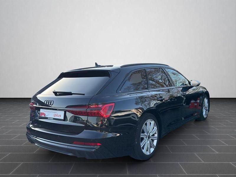 Gebraucht Audi S6 Comfort 344 PS (253 kW) 2024 Mythosschwarz metallic (metallic) Kombi