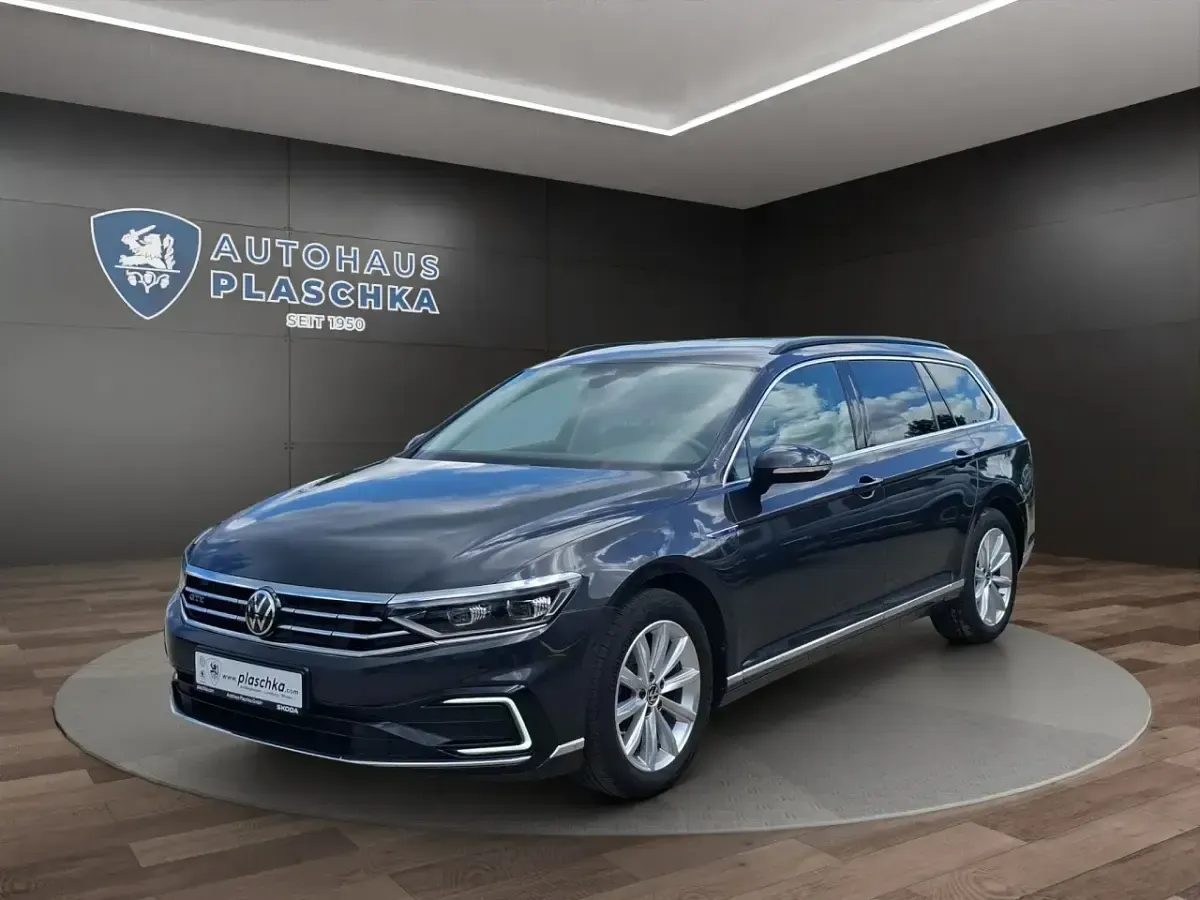 Gebraucht VW Passat GTE 218 PS (160 kW) 2023 Kombi