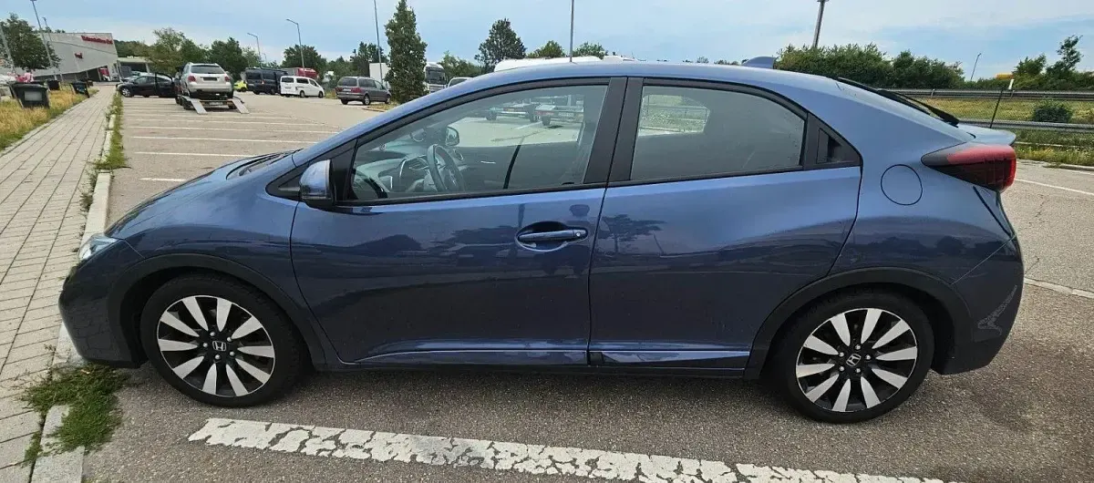 Gebraucht Honda Civic 120 PS (88 kW) 2017 Blau Limousine