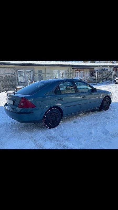Gebraucht Ford Mondeo 145 PS (106 kW) 2002 Grün Limousine