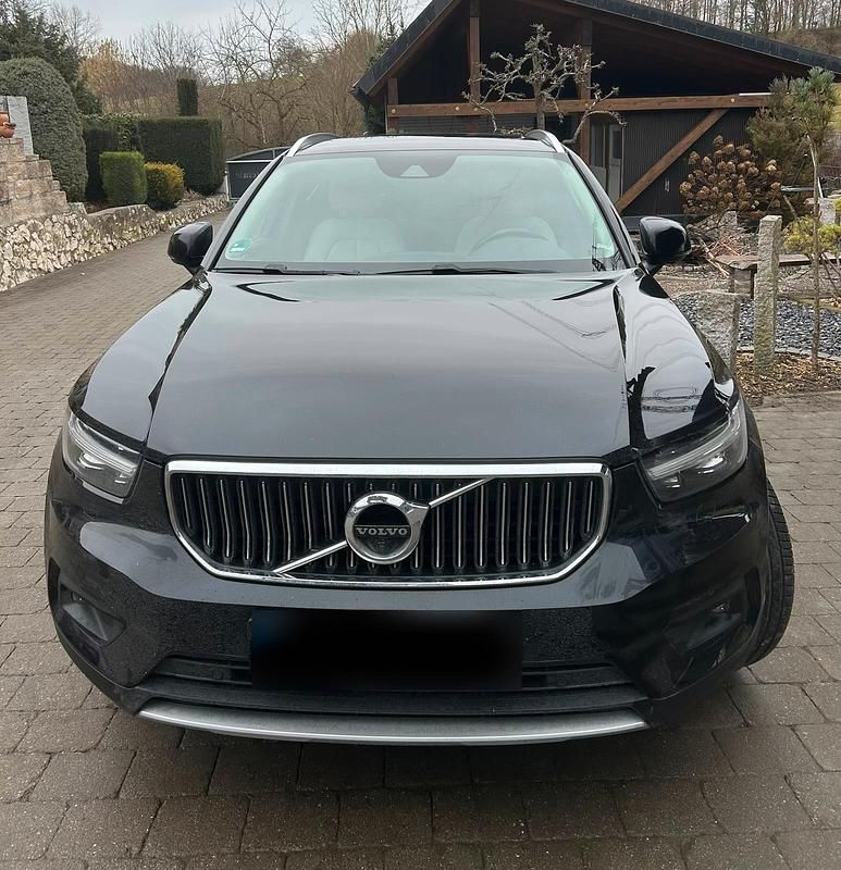 Gebraucht Volvo XC40 Inscription 190 PS (139 kW) 2019 Schwarz SUV