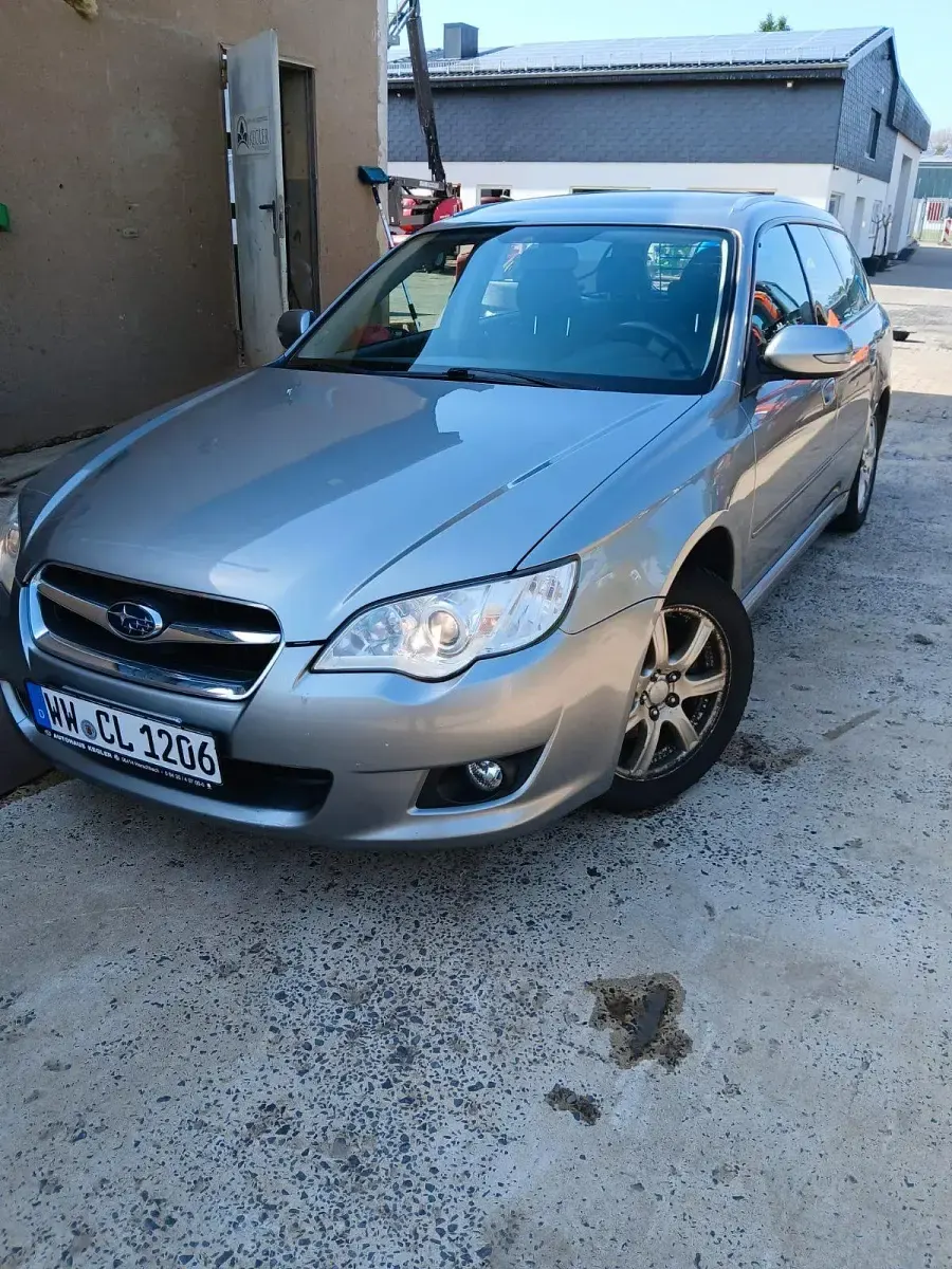 Gebraucht Subaru Legacy 165 PS (121 kW) 2007 Silber Kombi