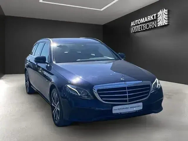 Used Mercedes E300 306 HP (225 kW) 2020 Blue Estate