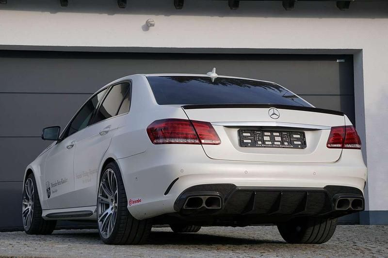 Designomagnokaschmir / matt Gebraucht 2014 Mercedes E63S AMG AMG Limousine | 78.000 € - Bild 1/4