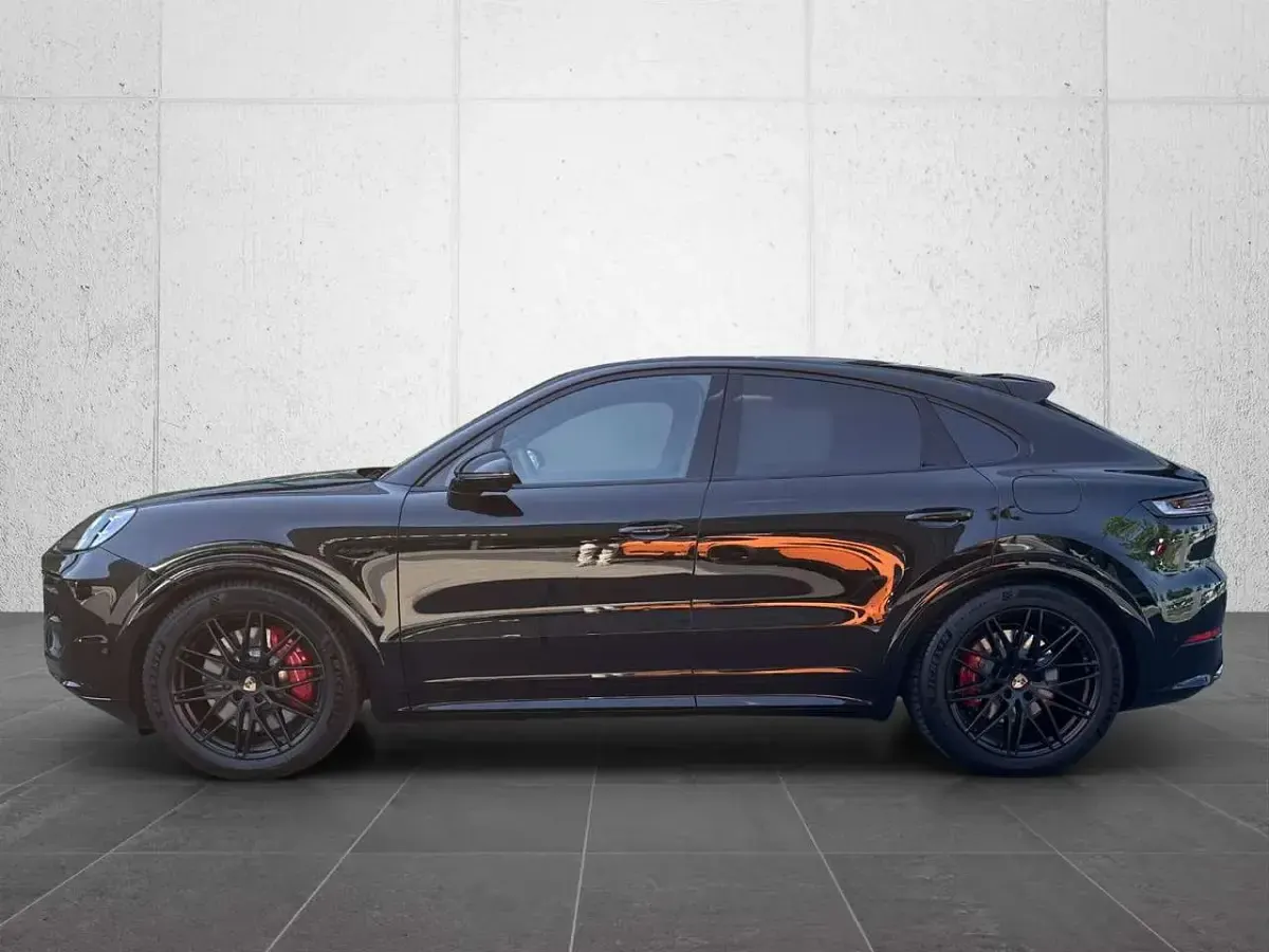 Gebraucht Porsche Cayenne S E-Hybrid Black Edition 519 PS (381 kW) 2026 Schwarz SUV