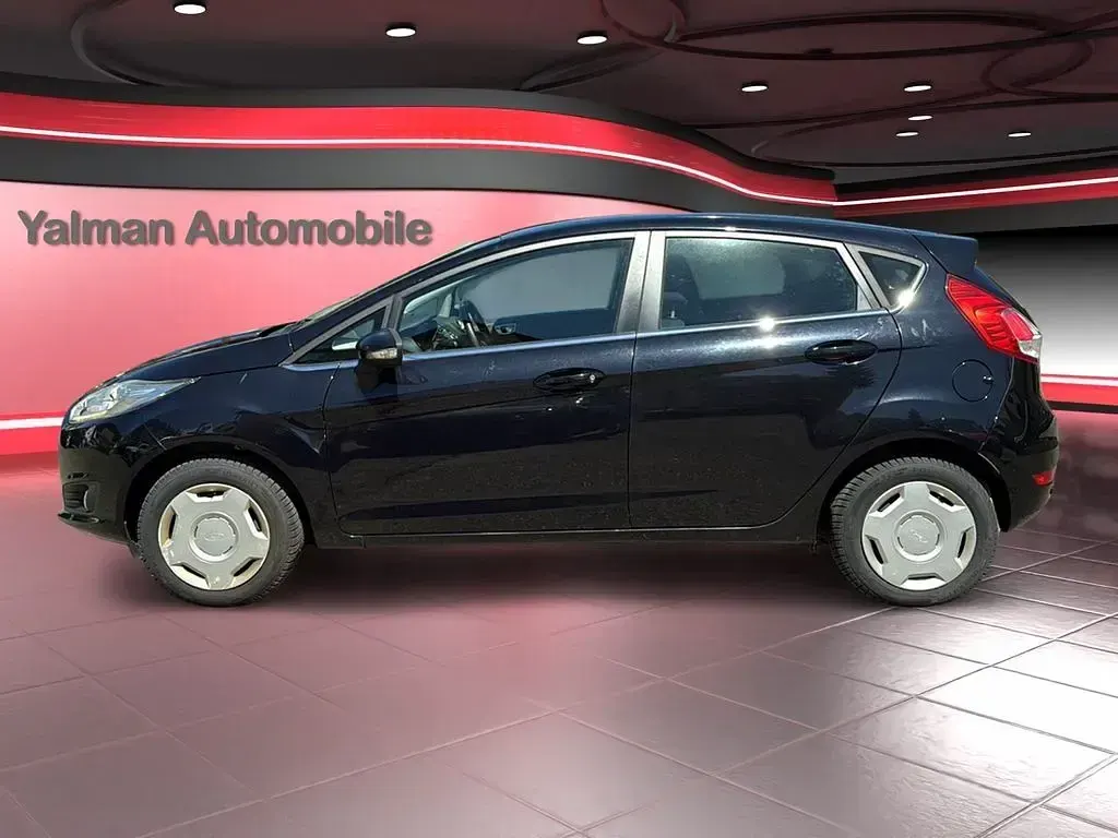 Gebraucht Ford Fiesta Titanium 101 PS (74 kW) 2013 Schwarz Limousine
