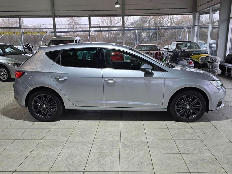 Gebraucht Seat Leon XCELLENCE 150 PS (110 kW) 2020 Silber Limousine