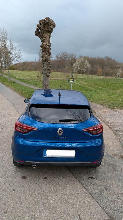Gebraucht Renault Clio V Intens 91 PS (66 kW) 2021 Blau Limousine