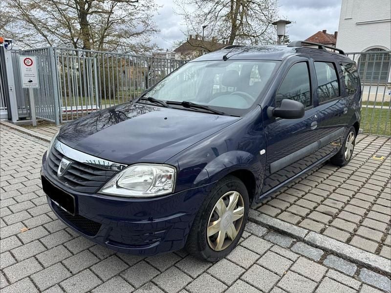 Gebraucht Dacia Logan MCV Ambiance 88 PS (64 kW) 2012 Blau Kombi