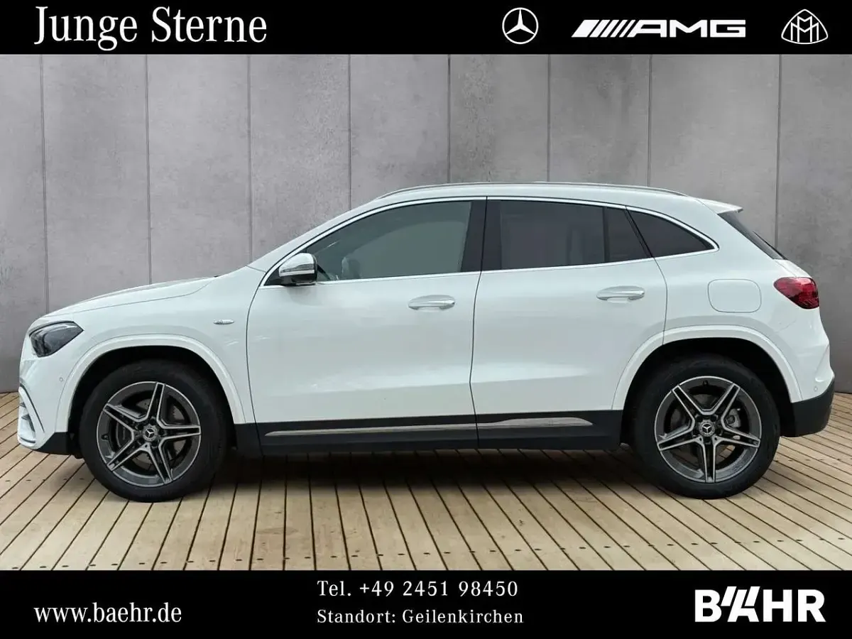 Gebraucht Mercedes GLA250 AMG 163 PS (119 kW) 2025 Unilack polarweiß SUV