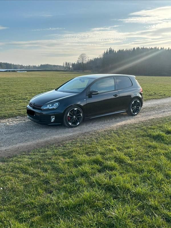 Gebraucht VW Golf VI Edition 235 PS (172 kW) 2011 Schwarz Kleinwagen