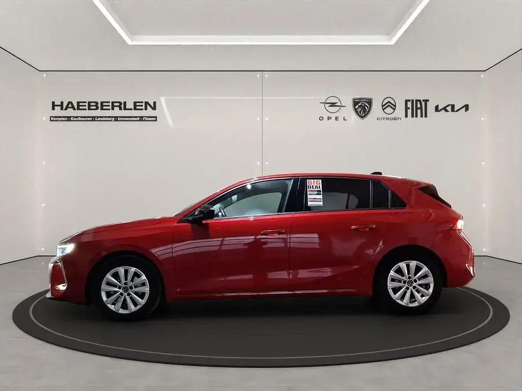 Gebraucht Opel Astra Enjoy 131 PS (96 kW) 2023 Rot Kleinwagen