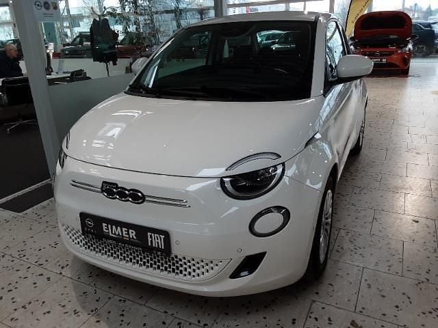 Gebraucht Fiat 500e Basis 86 kW (118 PS) 2023 Weiß Limousine