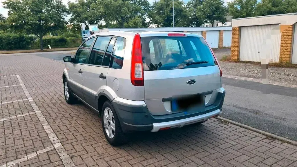 Gebraucht Ford Fusion Style 80 PS (58 kW) 2007 Silber Kleinwagen