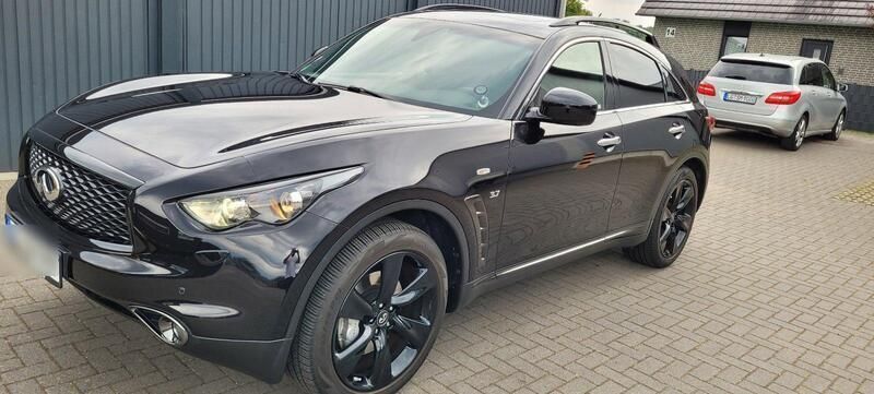 Schwarz Gebraucht 2017 Infiniti QX70 SUV | 20.600 € (Fairer Preis) - Bild 1/4