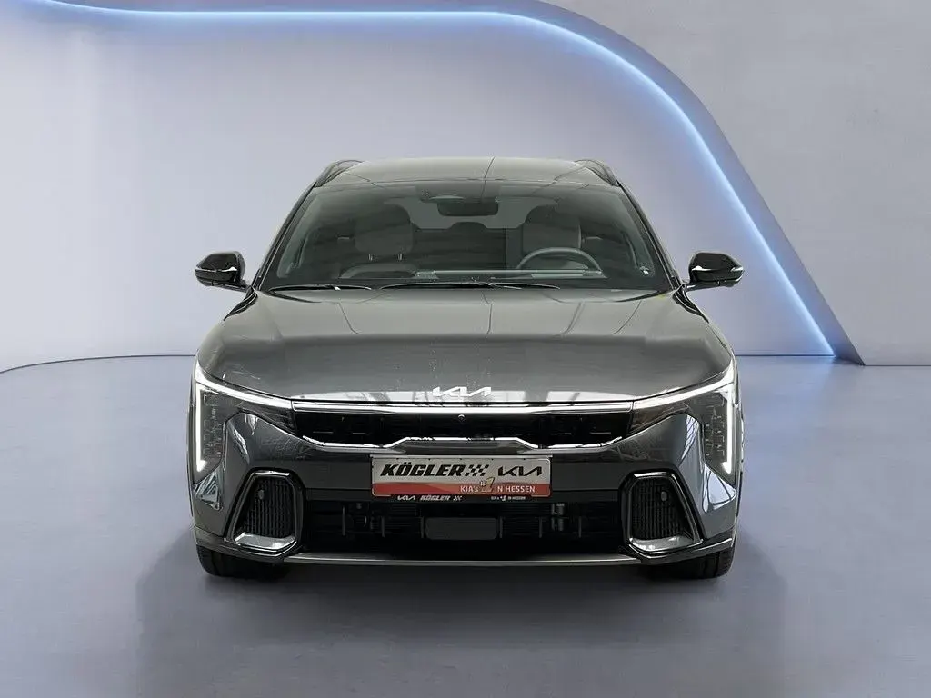 Neu Kia K4 179 PS (131 kW) 2026 Grau Kombi