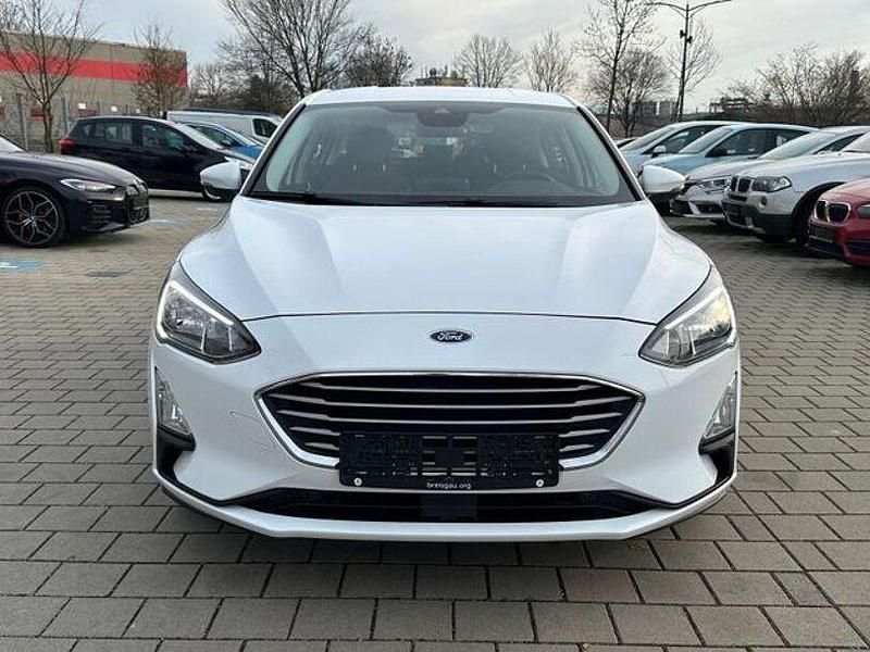 Gebraucht Ford Focus Cool & Connect 101 PS (74 kW) 2021 Weiß Limousine
