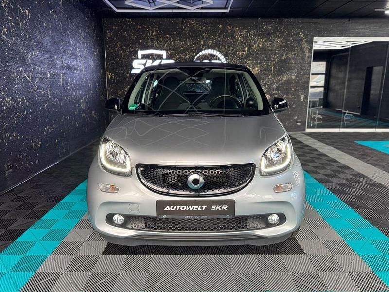 Gebraucht Smart ForFour Basis 90 PS (66 kW) 2016 Schwarz Kleinwagen