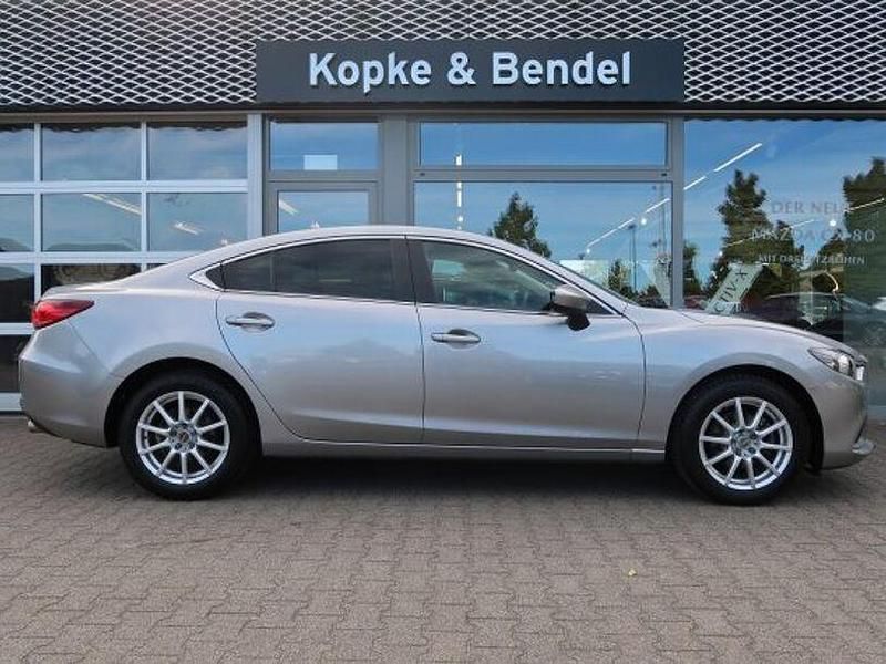 Gebraucht Mazda 6 Center-Line 146 PS (107 kW) 2015 Plutossilber metallic (metallic) Limousine
