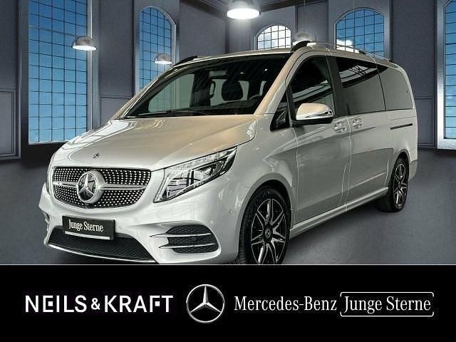 Silber Gebraucht 2021 Mercedes V300 AMG line Van / Kleinbus | 55.790 € (Superpreis) - Bild 1/2