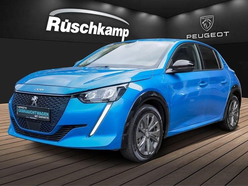 Blau Gebraucht 2023 Peugeot e-208 Allure Kleinwagen | 16.480 € (Superpreis) - Bild 1/4