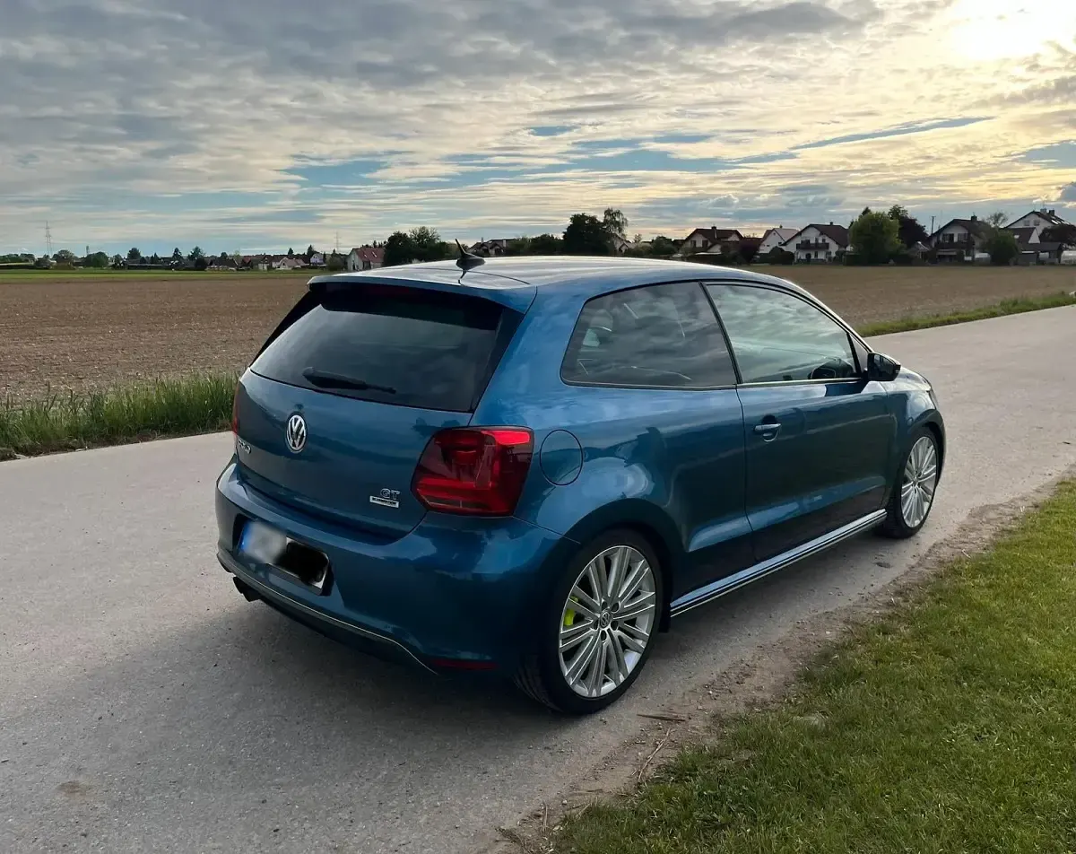 Gebraucht VW Polo BlueGT 150 PS (110 kW) 2016 Blau Kleinwagen