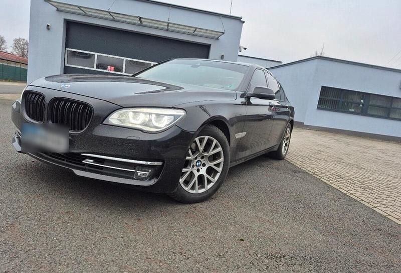 Gebraucht BMW 730 258 PS (189 kW) 2014 Schwarz Limousine