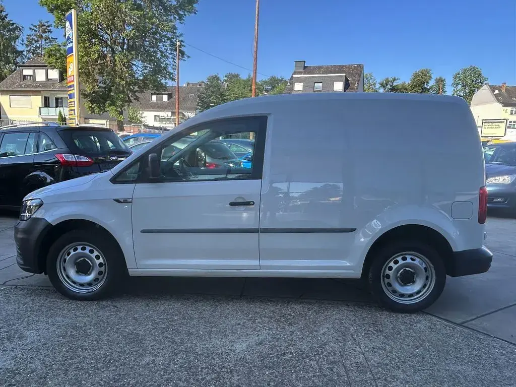 Gebraucht VW Caddy 102 PS (75 kW) 2021 Weiß Van / Kleinbus
