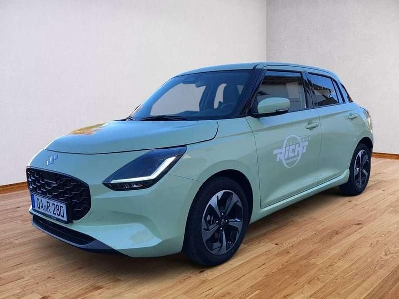 Gebraucht Suzuki Swift Comfort+ 83 PS (61 kW) 2025 Cool yellow metallic Kleinwagen