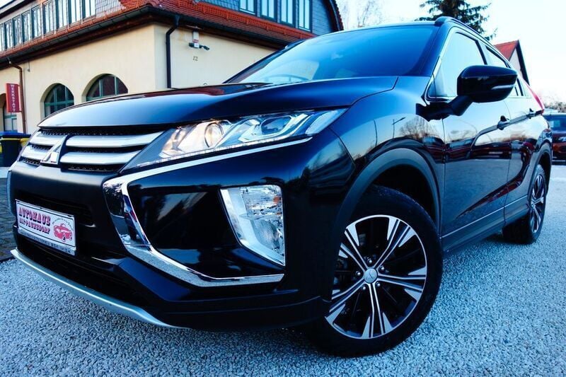 Schwarz Gebraucht 2021 Mitsubishi Eclipse Cross Diamant Edition SUV | 19.900 € (Fairer Preis) - Bild 1/4