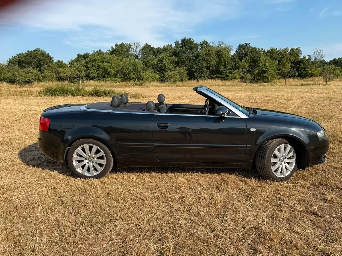 Gebraucht Audi A4 Cabriolet 163 PS (119 kW) 2003 Schwarz Cabrio