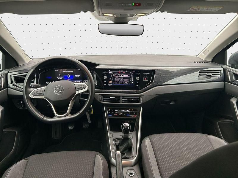 Gebraucht VW Polo IQ Drive 95 PS (69 kW) 2025 Rauchgrau metallic Limousine