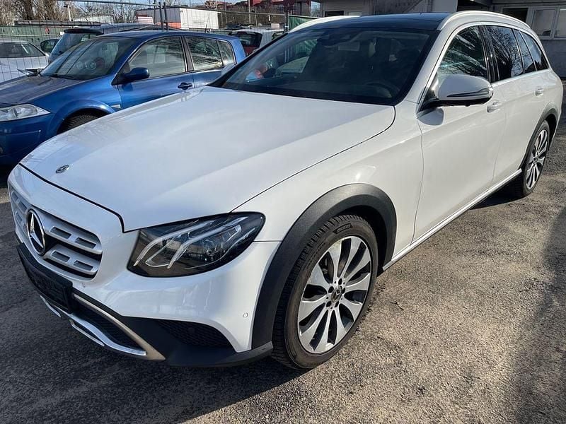 Gebraucht Mercedes E220 All-Terrain 194 PS (142 kW) 2018 Weiß Kombi