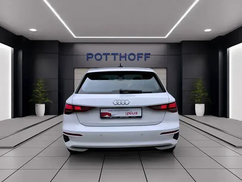 Gebraucht Audi A3 Advanced 150 PS (110 kW) 2023 Ibisweiß Limousine