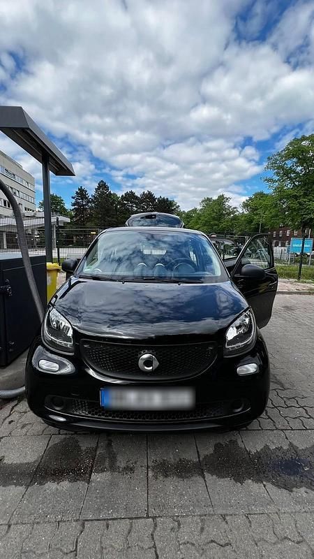 Schwarz Gebraucht 2019 Smart ForFour Kleinwagen | 17.000 € - Bild 1/4