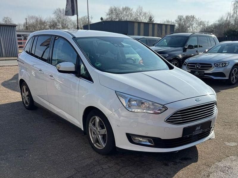 Gebraucht Ford Grand C-Max Titanium 182 PS (133 kW) 2017 Weiß Van / Kleinbus