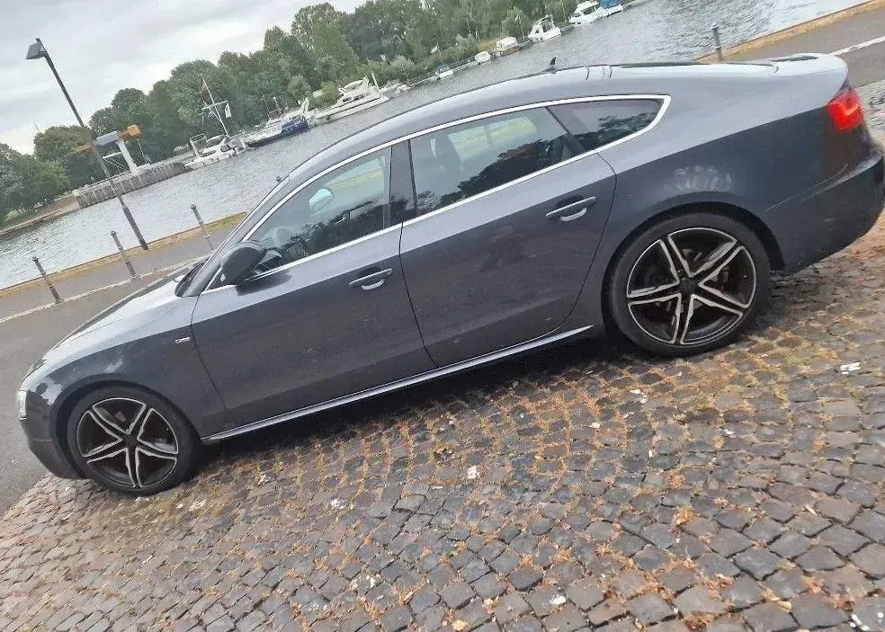 Gebraucht Audi A5 S-Line 190 PS (139 kW) 2016 Grau Coupé