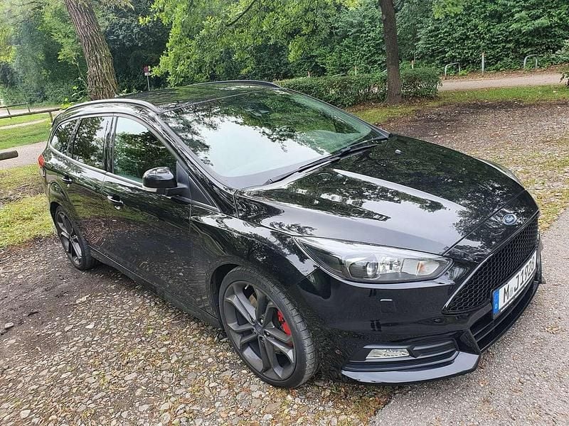 Gebraucht Ford Focus ST 250 PS (183 kW) 2015 Kombi