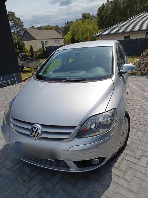 Silber Gebraucht 2006 VW Golf Plus Cross Van / Kleinbus | 4.850 € (Fairer Preis) - Bild 1/4