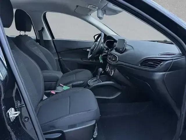 Gebraucht Fiat Tipo 131 PS (96 kW) 2024 Schwarz Limousine