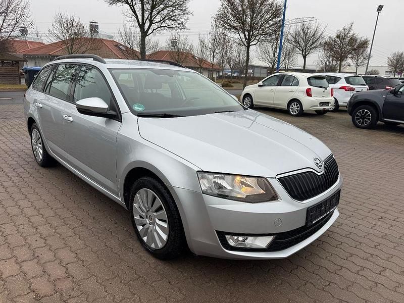 Gebraucht Skoda Octavia Ambition 90 PS (66 kW) 2015 Silber Kombi