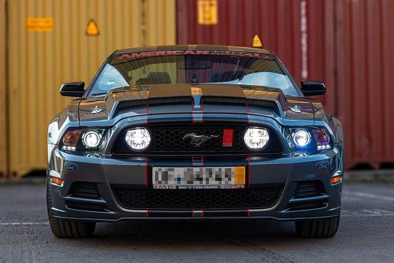 Gebraucht Ford Mustang GT 424 PS (311 kW) 2014 Grau Coupé