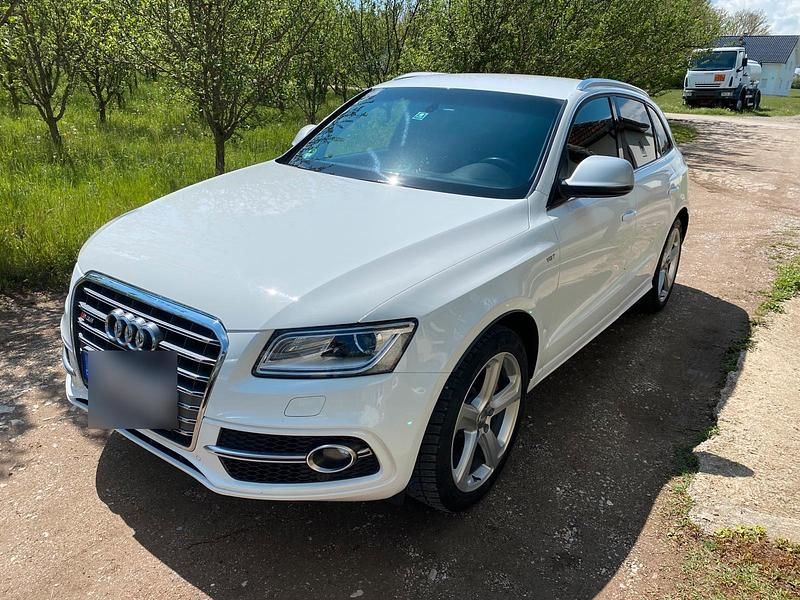 Weiß Gebraucht 2013 Audi SQ5 SUV | 18.499 € (Guter Preis) - Bild 1/4