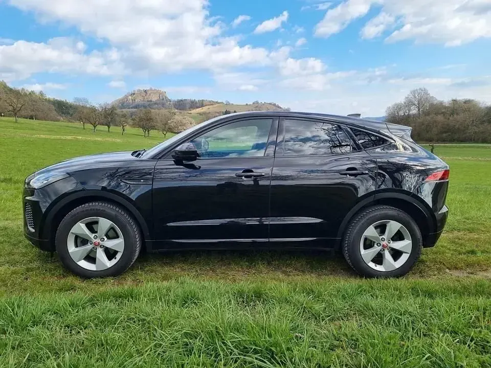 Gebraucht Jaguar E-Pace R-Dynamic 150 PS (110 kW) 2019 Schwarz SUV