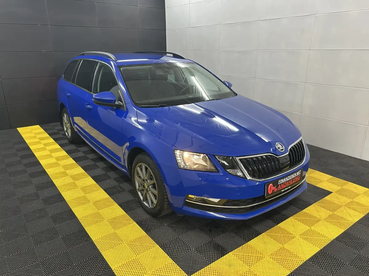 Gebraucht Skoda Octavia 150 PS (110 kW) 2018 Blau Kombi