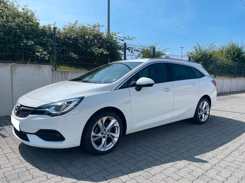 Weiß Gebraucht 2019 Opel Astra Elegance Kombi | 7.990 € (Guter Preis) - Bild 1/4