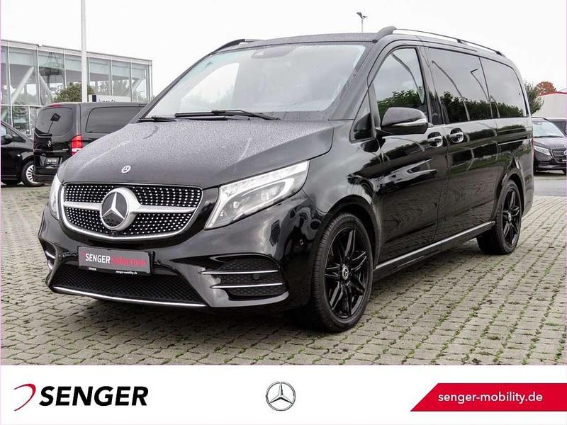 Obsidianschwarz Gebraucht 2019 Mercedes V300 Avantgarde Van / Kleinbus | 49.950 € (Teuer) - Bild 1/4