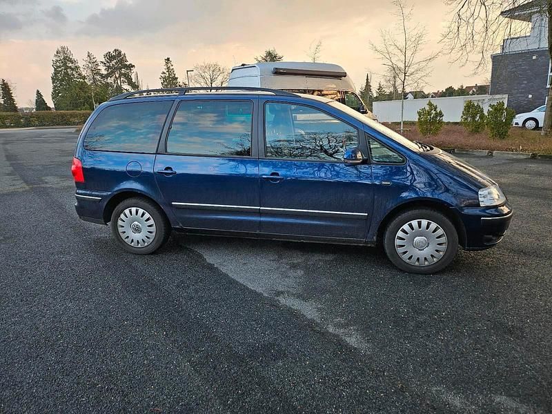 Blau Gebraucht 2004 VW Sharan Van / Kleinbus | 3.500 € (Fairer Preis) - Bild 1/4