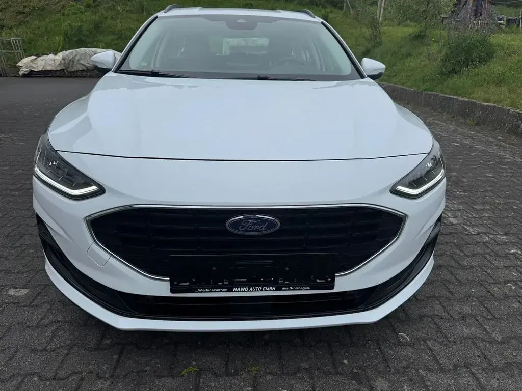 Gebraucht Ford Focus 120 PS (88 kW) 2023 Weiß Limousine