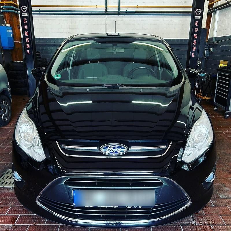 Gebraucht Ford C-MAX 115 PS (84 kW) 2012 Schwarz Van / Kleinbus